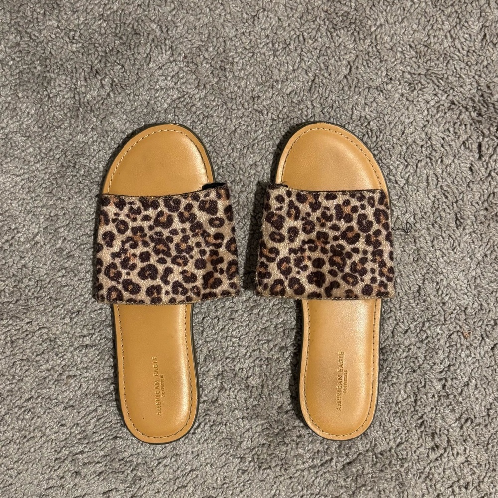 American Eagle Outfitters Leopard Print Slide Sandals in Tan and Brown